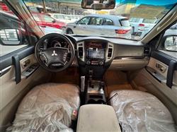 ميتسوبيشي باجيرو